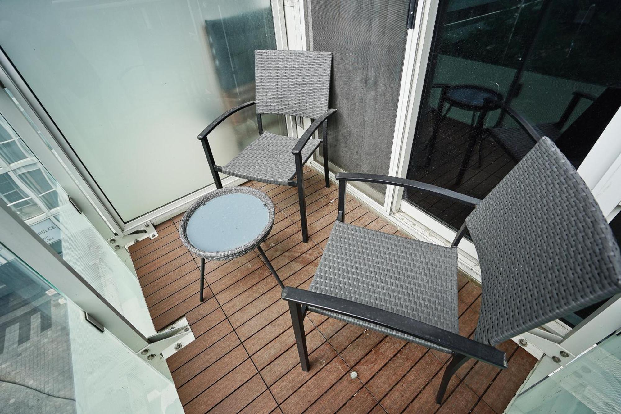 Rivetstays - The Atmos Ii Toronto